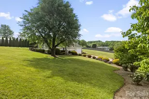 3 Fieldcrest Dr, Candler, NC 28715 - Photo 5