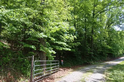7 Hallaran Drive #PT 3, Marshall, NC 28753 - Photo 3