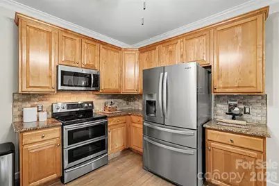 7068 Kidwelly Lane, Matthews, NC 28104 - Photo 11