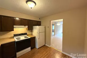 2800 Heathstead Place, Charlotte, NC 28210 - Photo 9