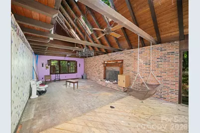 639 Hunter Street, Burnsville, NC 28714 - Photo 3