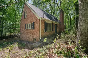 639 Hunter St, Burnsville, NC 28714 - Photo 11