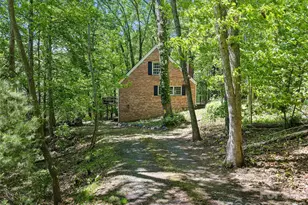 639 Hunter St, Burnsville, NC 28714 - Photo 21