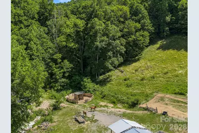 181 Harley Davidson Drive, Canton, NC 28716 - Photo 5