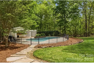 5675 Highway 55 Highway E, Clover, SC 29710 - Photo 37