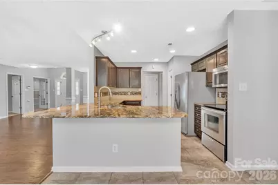 14422 Southbridge Forest Drive, Charlotte, NC 28273 - Photo 9