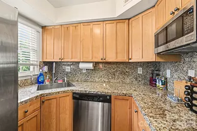 4329 Hathaway Street #G, Charlotte, NC 28211 - Photo 7