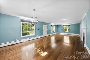 1314 Park Ln, Gastonia, NC 28052 - Photo 5