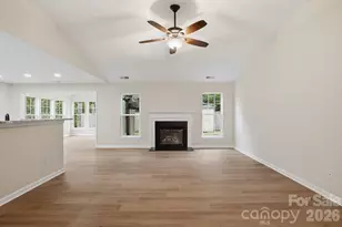 5123 Sunburst Ln, Charlotte, NC 28213 - Photo 9
