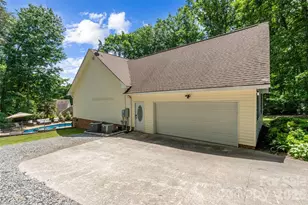 6230 Winds Ct, Clover, SC 29710 - Photo 31