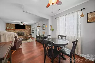7131 Wannamaker Ln, Charlotte, NC 28226 - Photo 9