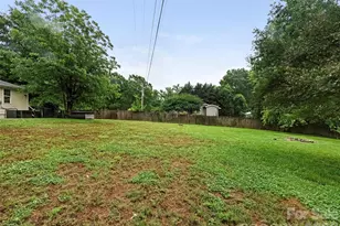 1016 Underwood Rd, Matthews, NC 28104 - Photo 39