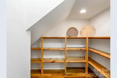 307 S Braeside Court, Asheville, NC 28803 - Photo 19