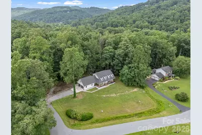 213 Raintree Drive, Hendersonville, NC 28791 - Photo 3