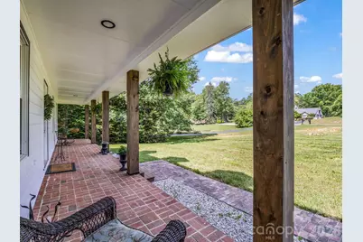 213 Raintree Drive, Hendersonville, NC 28791 - Photo 5