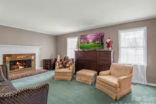 213 Raintree Dr, Hendersonville, NC 28791 - Photo 13