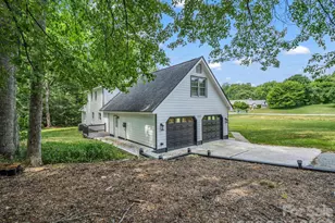213 Raintree Dr, Hendersonville, NC 28791 - Photo 9