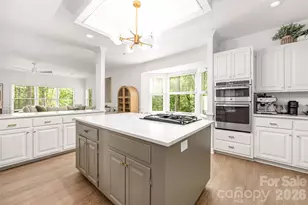 1800 Chestnut Ln, Matthews, NC 28104 - Photo 11