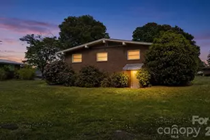 1857 8th St Dr NE, Hickory, NC 28601 - Photo 3