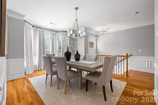 7810 Springs Village Ln, Charlotte, NC 28226 - Photo 5