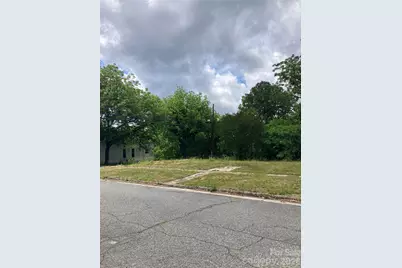610 S Yadkin Avenue S, Spencer, NC 28159 - Photo 13