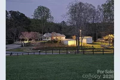 620 Smith Waldrop Road, Columbus, NC 28722 - Photo 1