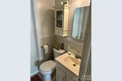 2404 Larkspur Drive, Greensboro, NC 27405 - Photo 21