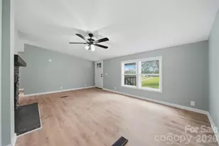2295 Amy Ct, Lenoir, NC 28645 - Photo 5