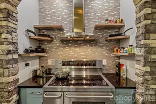611 E 37th St, Charlotte, NC 28205 - Photo 5