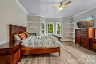 611 E 37th St, Charlotte, NC 28205 - Photo 9