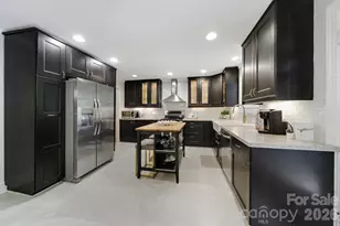 6418 Teague Ln, Charlotte, NC 28215 - Photo 9