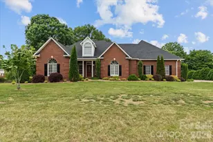 139 Morning Dove Ln, Statesville, NC 28625 - Photo 1