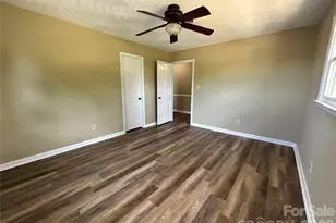 1162 Broadway St, Claremont, NC 28610 - Photo 19
