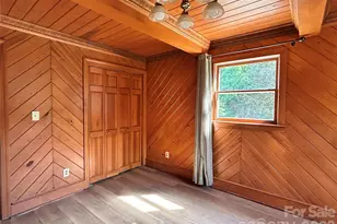 1162 Broadway St, Claremont, NC 28610 - Photo 7