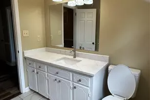 1162 Broadway St, Claremont, NC 28610 - Photo 11