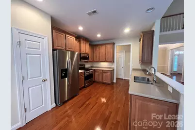 353 E Waterlynn Road, Mooresville, NC 28115 - Photo 9