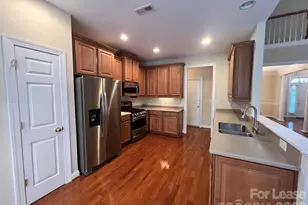 353 E Waterlynn Rd, Mooresville, NC 28115 - Photo 9