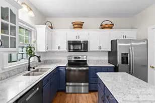 1305 Mill Race Ln, Matthews, NC 28104 - Photo 3
