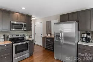 311 Jenna Clare Ln, Asheville, NC 28803 - Photo 11