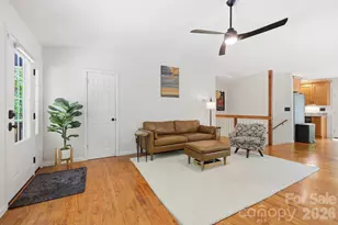 302 Rich Mountain Rd, Flat Rock, NC 28731 - Photo 11