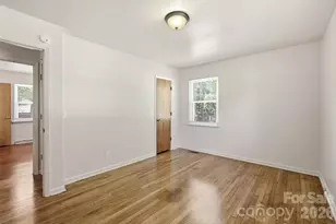 225 Middleton Ave, Matthews, NC 28104 - Photo 23