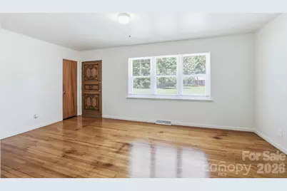 225 Middleton Avenue, Matthews, NC 28104 - Photo 7