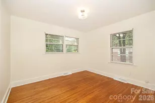 1720 Miles Ct, Charlotte, NC 28216 - Photo 17