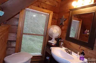216 Paradise Rd, Hendersonville, NC 28792 - Photo 11
