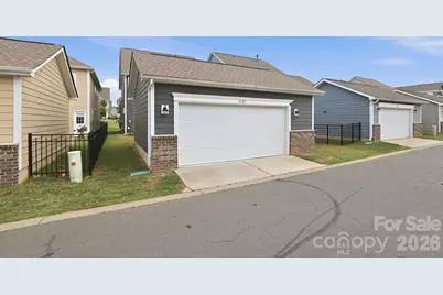 8123 Cornhill Avenue, Charlotte, NC 28277 - Photo 21