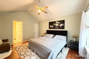 10206 University Park Ln, Charlotte, NC 28213 - Photo 17