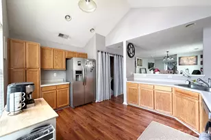 10206 University Park Ln, Charlotte, NC 28213 - Photo 11