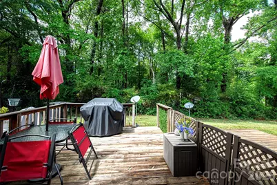 6137 Windsor Gate Lane, Charlotte, NC 28215 - Photo 19