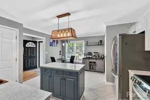 4303 Stonefield Dr, Charlotte, NC 28269 - Photo 5