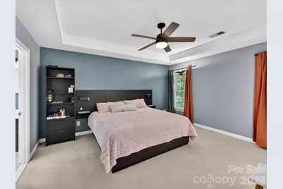 4303 Stonefield Drive, Charlotte, NC 28269 - Photo 11